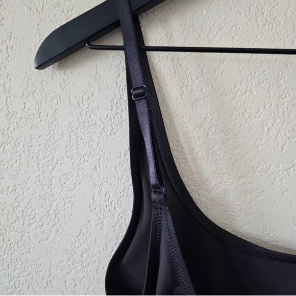 NWT skims scoop neck swimsuit one piece - Picture 8 of 8